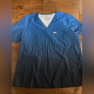 FIGS Blue Ombre Scrub Top Size XXL